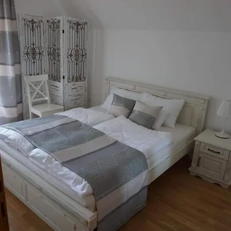 Apartment Emese Cserszegtomaj