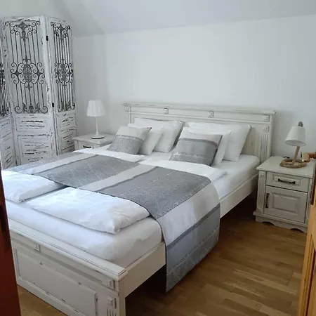 Apartment Emese Cserszegtomaj